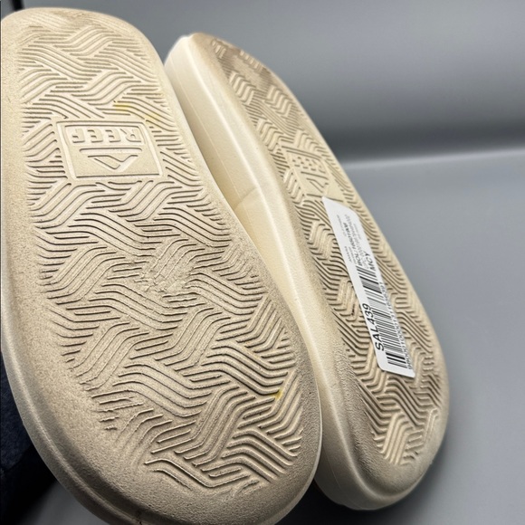 REEF Women's Cushion Bondi 2 Bar Open Toe Sandals - Picture 4 of 4